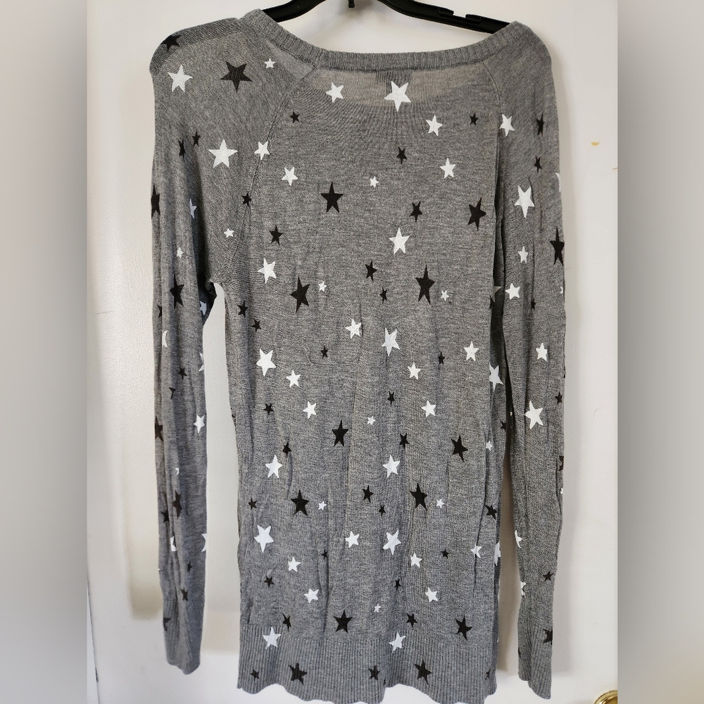 Long Sleeve Gray Shirt